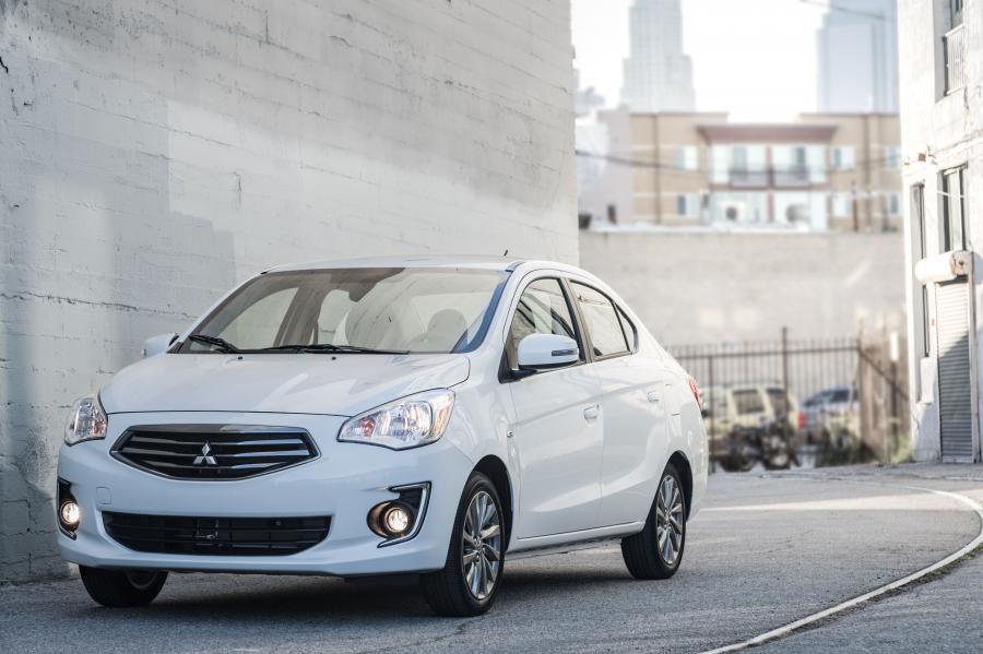  Mitsubishi Mirage G4 2016 года  (NA) (фото 11 из 39)